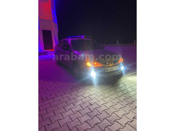 Sahibinden Renault Megane 1.4 RTA 2001 Model 