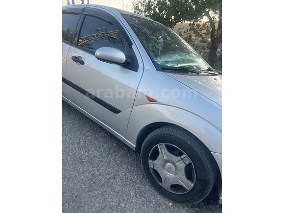 Sahibinden Ford Focus 1.6 Comfort 2004 Model 