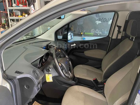 Sahibinden Ford Tourneo Courier 1.6 TDCi Titanium Plus 2016 Model 