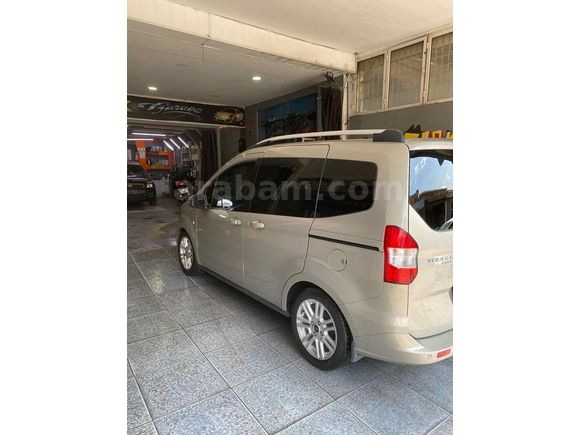 Sahibinden Ford Tourneo Courier 1.6 TDCi Titanium Plus 2016 Model 