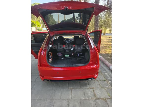 Sahibinden Ford Focus 1.6 ambiante 2000 Model  287.000 km Kırmızı