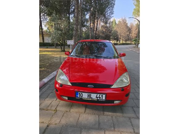 Sahibinden Ford Focus 1.6 ambiante 2000 Model  287.000 km Kırmızı