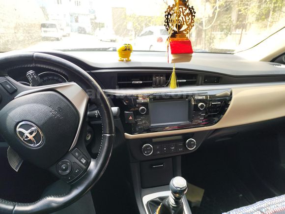 Sahibinden Toyota Corolla 1.6 Advance 2015 Model