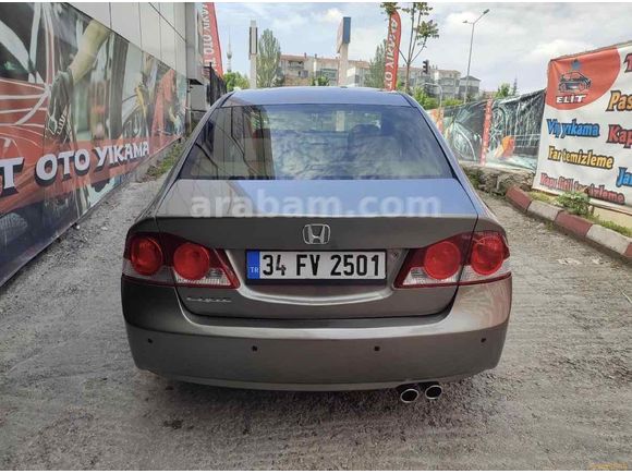 Mükemmel temizlikte tertemiz premium Civic