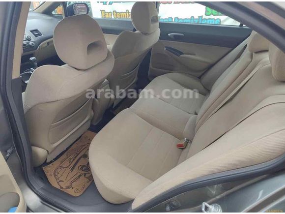 Mükemmel temizlikte tertemiz premium Civic