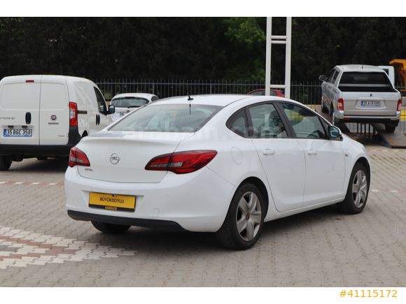 BÜYÜKSOYLU FİLO/2012 OPEL ASTRA 1.6 EDİTİON ACTİVE SELECT 115 HP