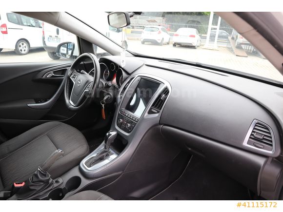 BÜYÜKSOYLU FİLO/2012 OPEL ASTRA 1.6 EDİTİON ACTİVE SELECT 115 HP