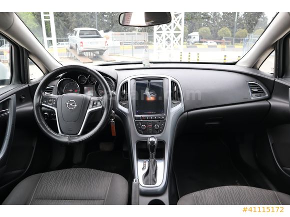 BÜYÜKSOYLU FİLO/2012 OPEL ASTRA 1.6 EDİTİON ACTİVE SELECT 115 HP