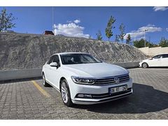 Sahibinden Volkswagen Passat 1.6 TDi BlueMotion Highline 2016 Model  250.000 km Beyaz