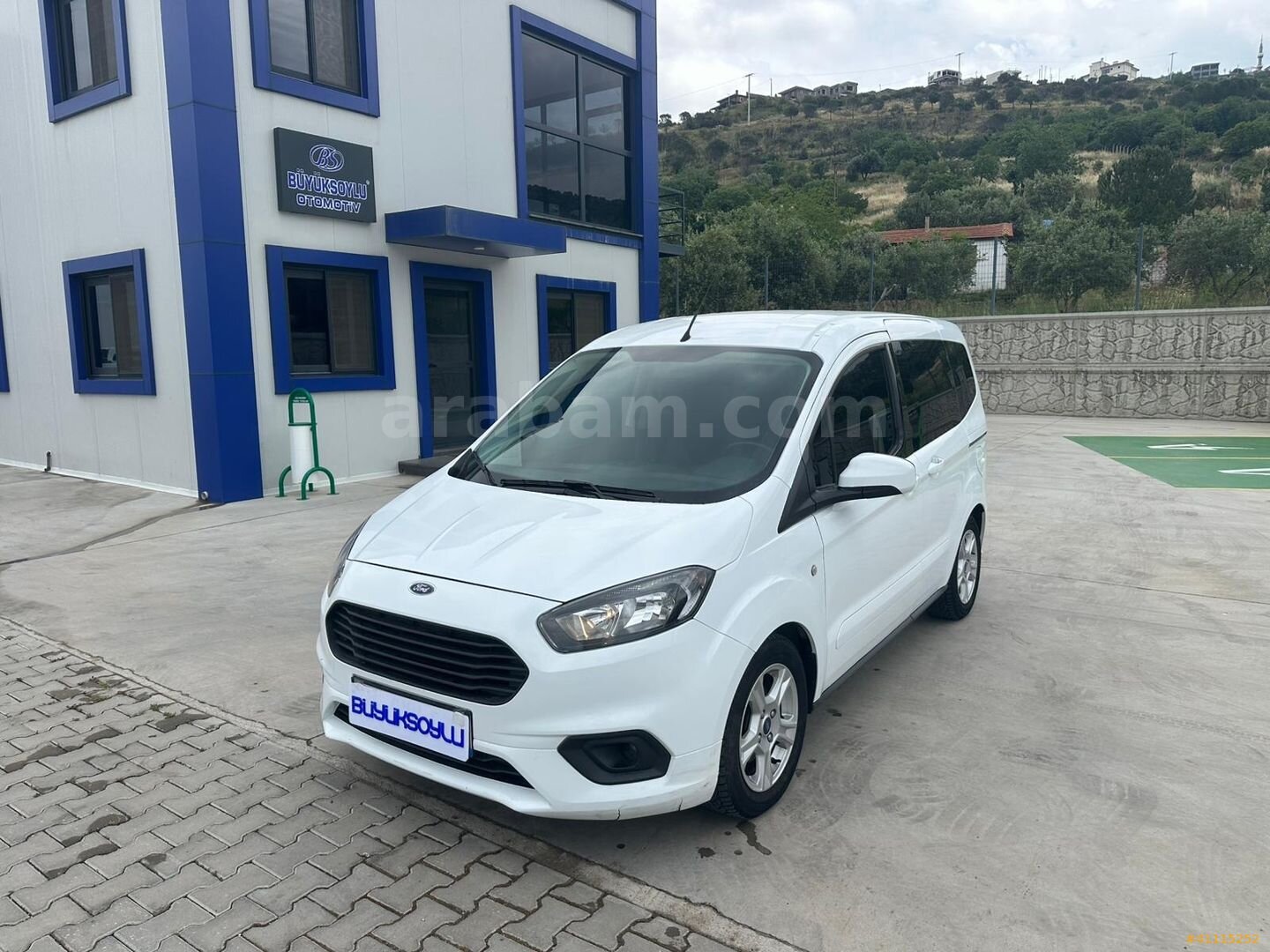 BÜYÜKSOYLU FİLO/2023 MODEL FORD TOURNEO COURIER 1.5 TDCI DELUXE 3
