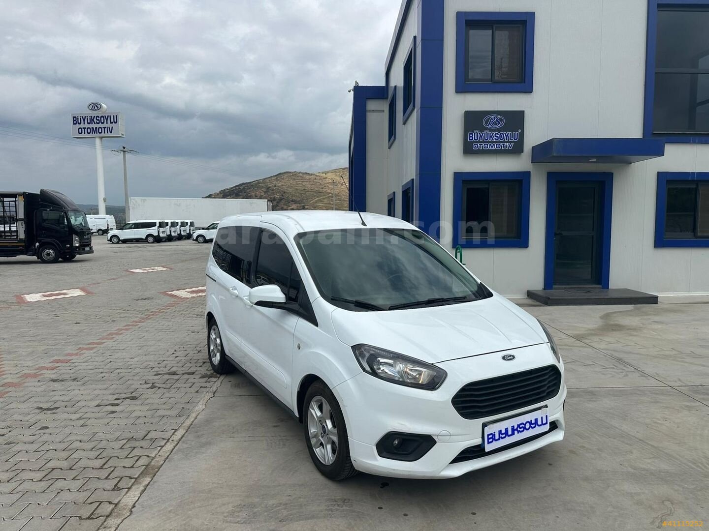 BÜYÜKSOYLU FİLO/2023 MODEL FORD TOURNEO COURIER 1.5 TDCI DELUXE 1