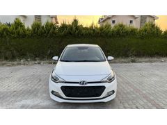 Sahibinden Hyundai i20 1.4 CRDi Style 2017 Model  96.000 km Beyaz