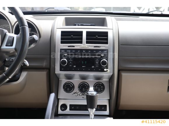BÜYÜKSOYLU FİLO/2008 MODEL DODGE NİTRO SXT 2.8 CRD OTOMATİK 4X4