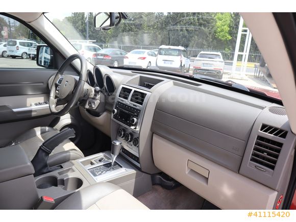BÜYÜKSOYLU FİLO/2008 MODEL DODGE NİTRO SXT 2.8 CRD OTOMATİK 4X4