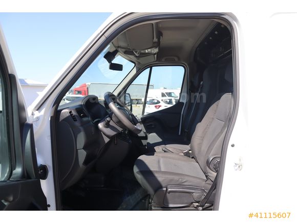 BÜYÜKSOYLU FİLO/2020 RENAULT MASTER 2.3 L3H2 13 M³ PANELVAN A/C
