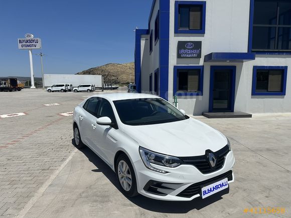 BÜYÜKSOYLU FİLO/2025 RENAULT MEGANE 1.3 TCE TOUCH EDC 140 HP