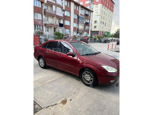 Sahibinden Ford Focus 1.6 Ghia 2003 Model