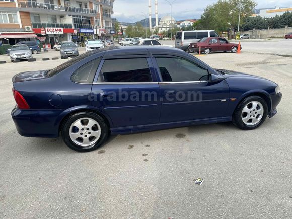Sahibinden Opel Vectra 2.0 CDX 1999 Model 