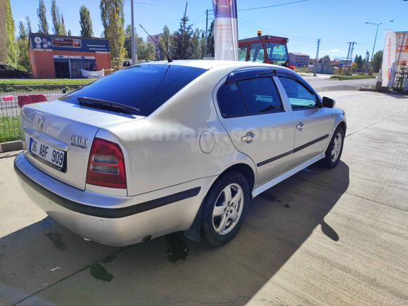 Sahibinden Skoda Octavia 1.6 Elegance 2004 Model 