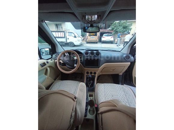 Sahibinden Ford Tourneo Connect 110PS 2010 Model 