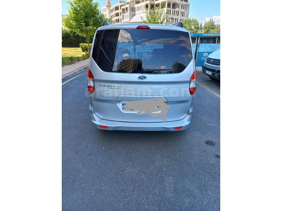 Sahibinden Ford Tourneo Courier 1.5 TDCi Titanium Plus 2021 Model