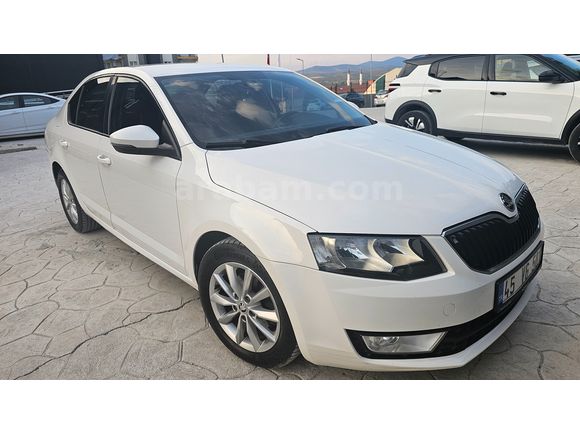 Sahibinden KAZASIZ DEĞİŞENSİZ Skoda Octavia 1.6 TDI Optimal 2016 Model Manisa