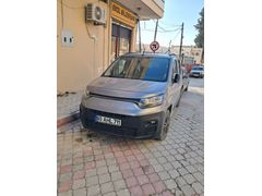 Sahibinden Fiat Doblo Combi 1.5 BlueHDi Urban 2024 Model 