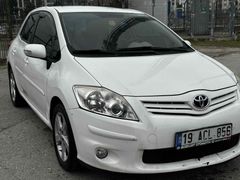 Sahibinden Toyota Auris 1.6 Comfort Extra 2012 Model 