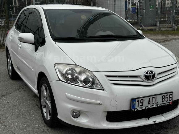 Sahibinden Toyota Auris 1.6 Comfort Extra 2012 Model 