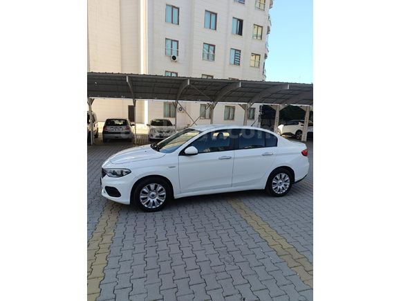 ÖĞRETMENDEN TEMİZ AİLE ARACI FİAT EGEA DİZEL 1.3 Multijet Easy 2016 Model