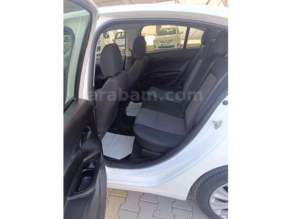 ÖĞRETMENDEN TEMİZ AİLE ARACI FİAT EGEA DİZEL 1.3 Multijet Easy 2016 Model
