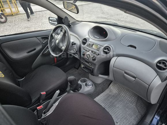 Sahibinden Toyota Yaris 1.3 Sol 2001 Model 