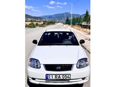 Sahibinden Hyundai Accent 1.3 Admire 2005 Model  324.000 km Beyaz