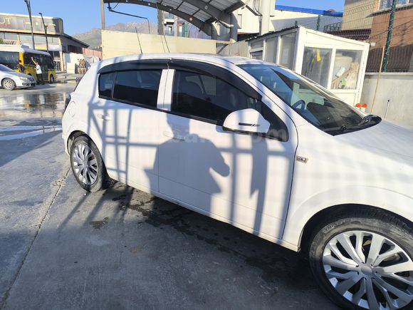 Birkaç önemsiz lokal dışında hatasız...