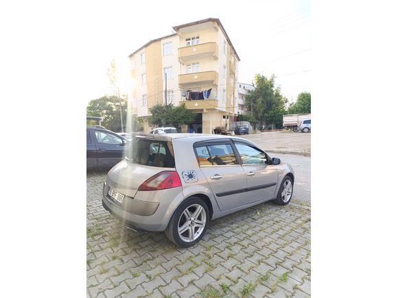 Sahibinden Renault Megane 1.5 dCi Dynamique 2004 Model