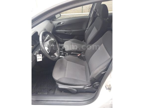 İlk Sahibinden Opel Astra 1.6 Essentia Konfor 2012 Model