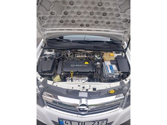 İlk Sahibinden Opel Astra 1.6 Essentia Konfor 2012 Model
