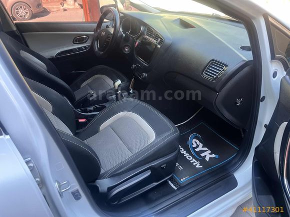 2013MODEL 199BİN KM HASAR KAYITSIZ DİZEL MANUEL CAM TAVAN