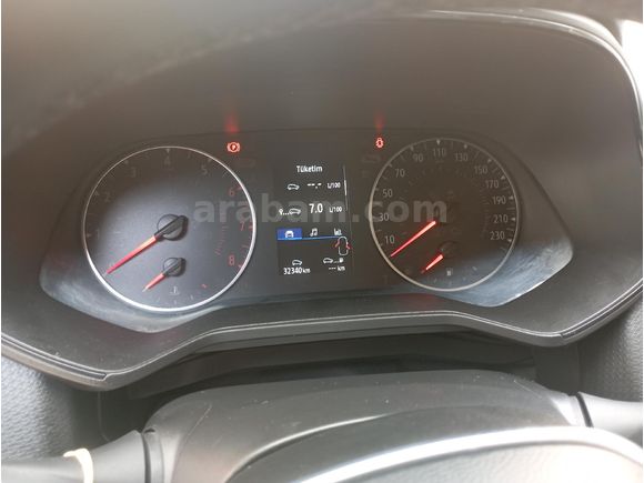 Sahibinden Renault Clio 1.0 TCe Touch 2021 Model