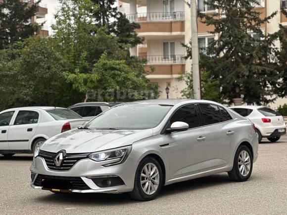 Sahibinden Renault Megane 1.5 dCi Touch 2017 Model 