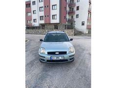 Sahibinden Ford Fusion 1.6 Lux 2004 Model 