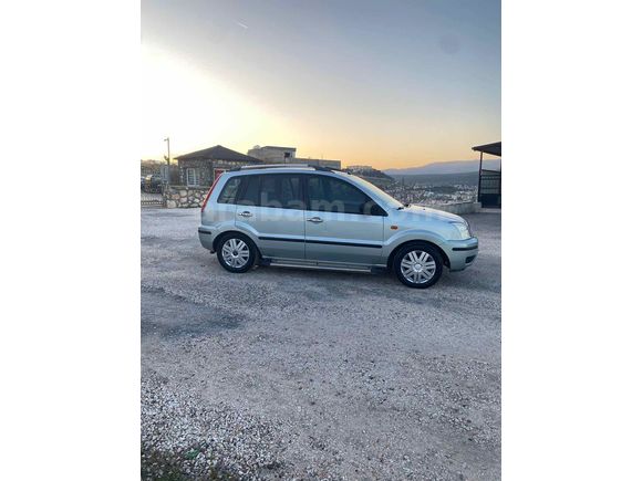 Sahibinden Ford Fusion 1.6 Lux 2004 Model 