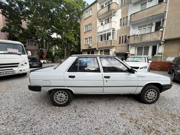 DAĞDEVİREN OTO'DAN Renault R 9 1.4 Broadway 1991 Model Çanakkale