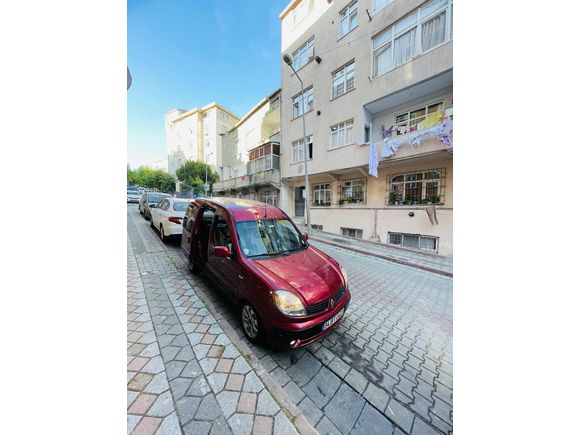 Sahibinden Renault Kangoo Multix 1.5 dCi Authentique 2005 Model