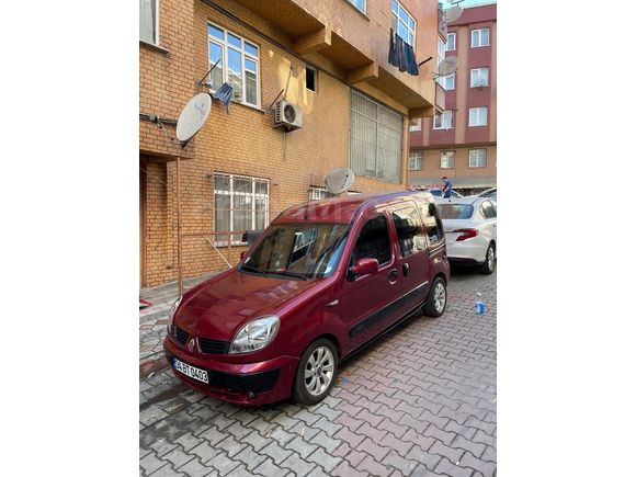 Sahibinden Renault Kangoo Multix 1.5 dCi Authentique 2005 Model