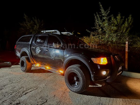 Sahibinden 2011 model otomatik L200 intense super select 190 hp