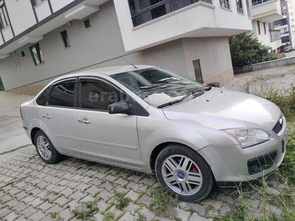 Sahibinden Ford Focus 1.6 TDCi Ghia 2006 Model