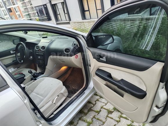 Sahibinden Ford Focus 1.6 TDCi Ghia 2006 Model