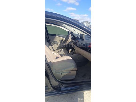 Sahibinden Renault Fluence 1.6 Privilege 2011 Model