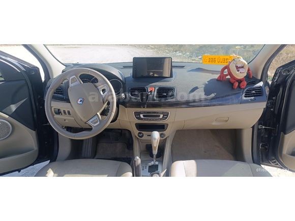 Sahibinden Renault Fluence 1.6 Privilege 2011 Model